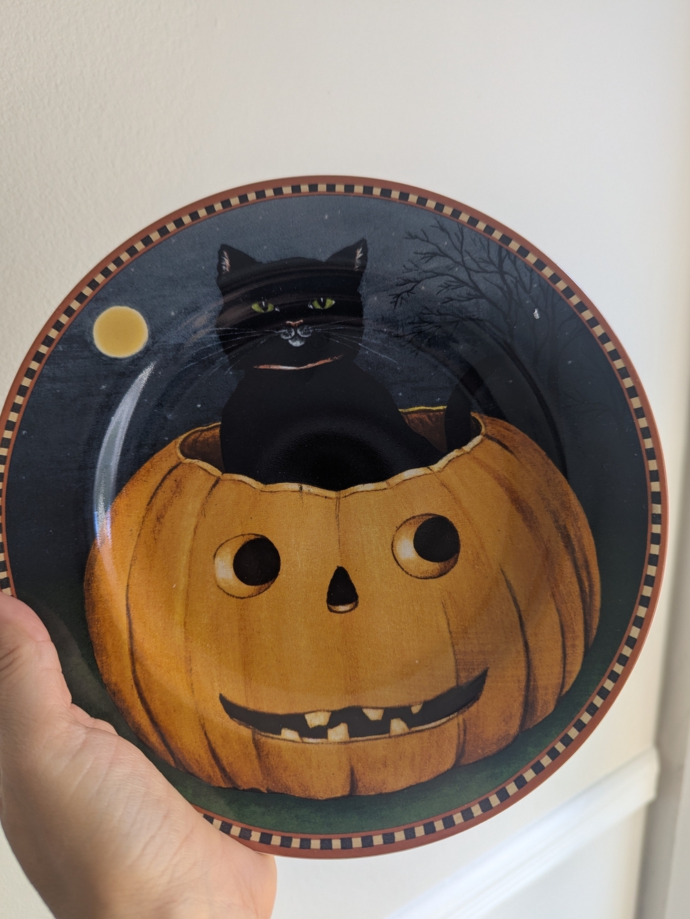 David Carter Brown Pumpkin Hollow Halloween Plate Black Cat in Jack O Lantern